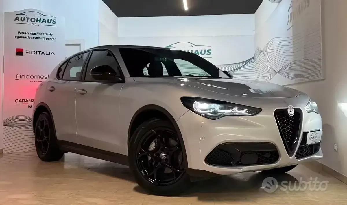 Usata Alfa Romeo Stelvio 160 CV (117 kW) 2023 Grigio SUV