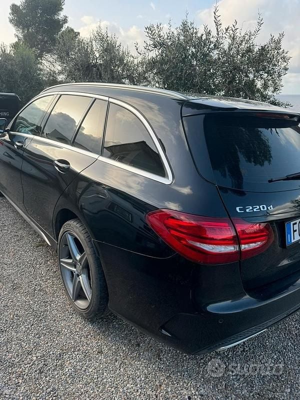 Nero Usata 2016 Mercedes C220 AMG Berlina | 15.000 € (Super prezzo) - Immagine 1/4