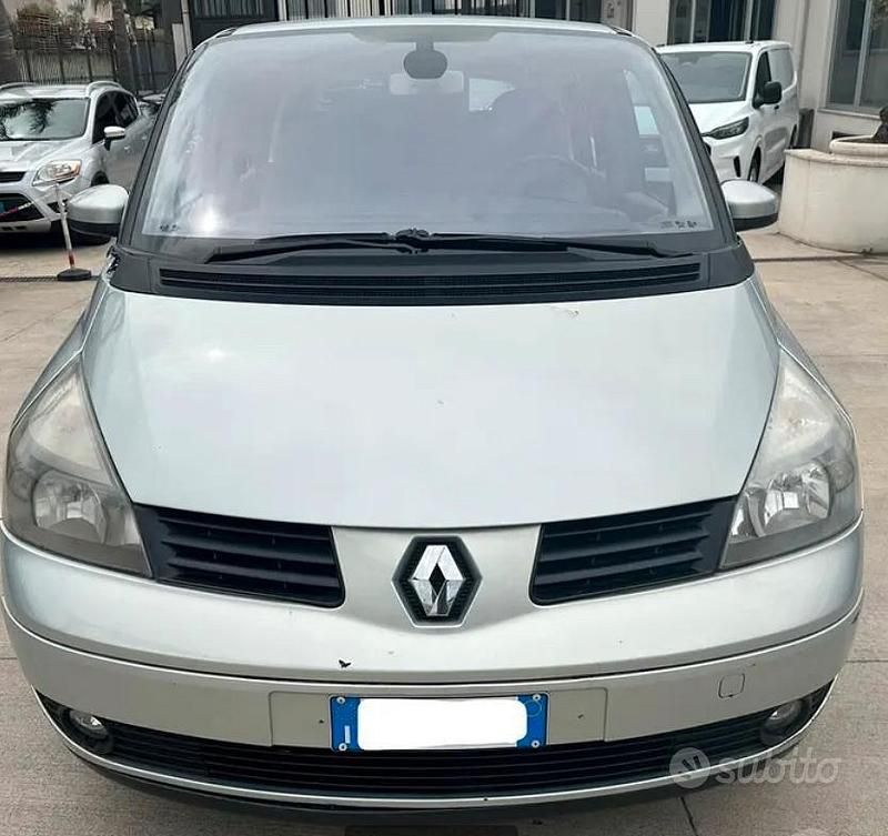 Grigio Usata 2005 Renault Espace Monovolume | 1000 € (Buon prezzo) - Immagine 1/4