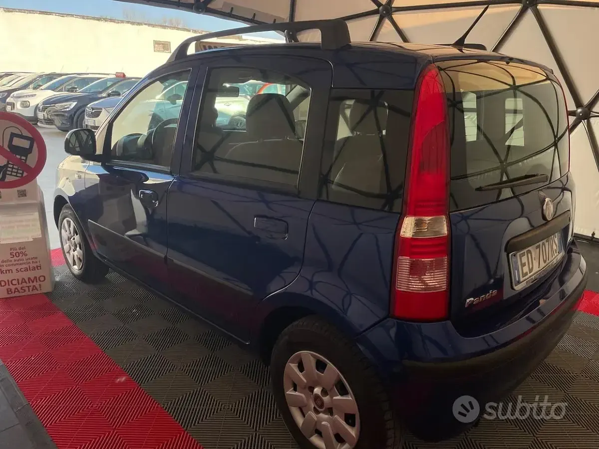Usata Fiat Panda Dynamic 60 CV (44 kW) 2010 Bluazzurro Utilitaria