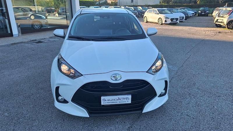 Usata Toyota Yaris Active 72 CV (52 kW) 2023 Bianco Berlina