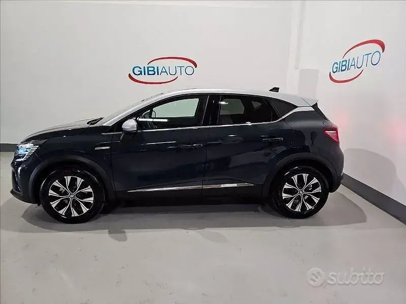 Usata Renault Captur 94 CV (69 kW) 2023 Blu SUV