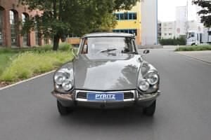Usata Citroën DS 109 CV (80 kW) 1966 Grigio Berlina