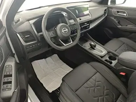 Nuova Nissan Qashqai Tekna+ 158 CV (116 kW) 2026 Grigio SUV