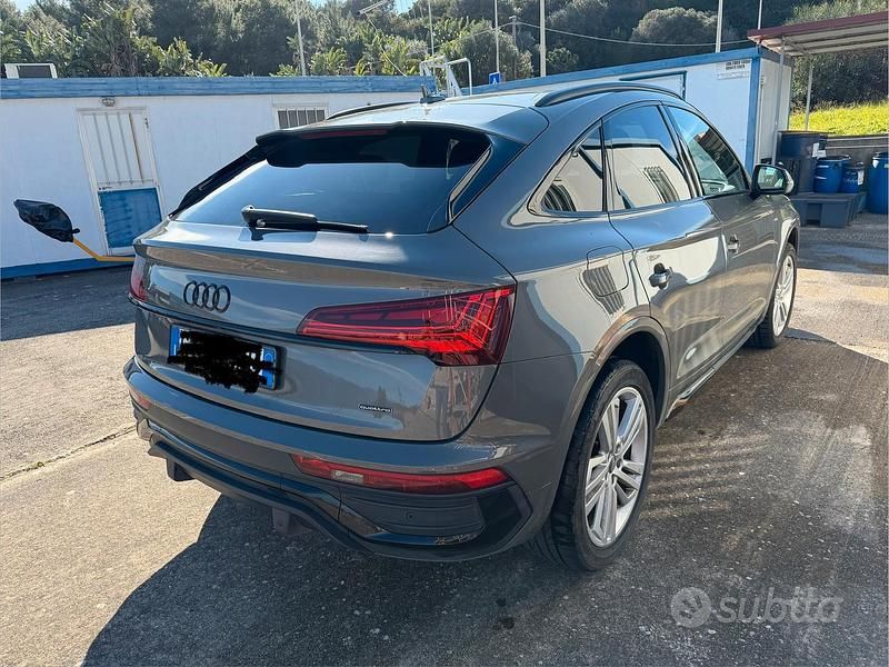 Usata Audi Q5 Sportback S-Line 204 CV (150 kW) 2023 Grigio SUV