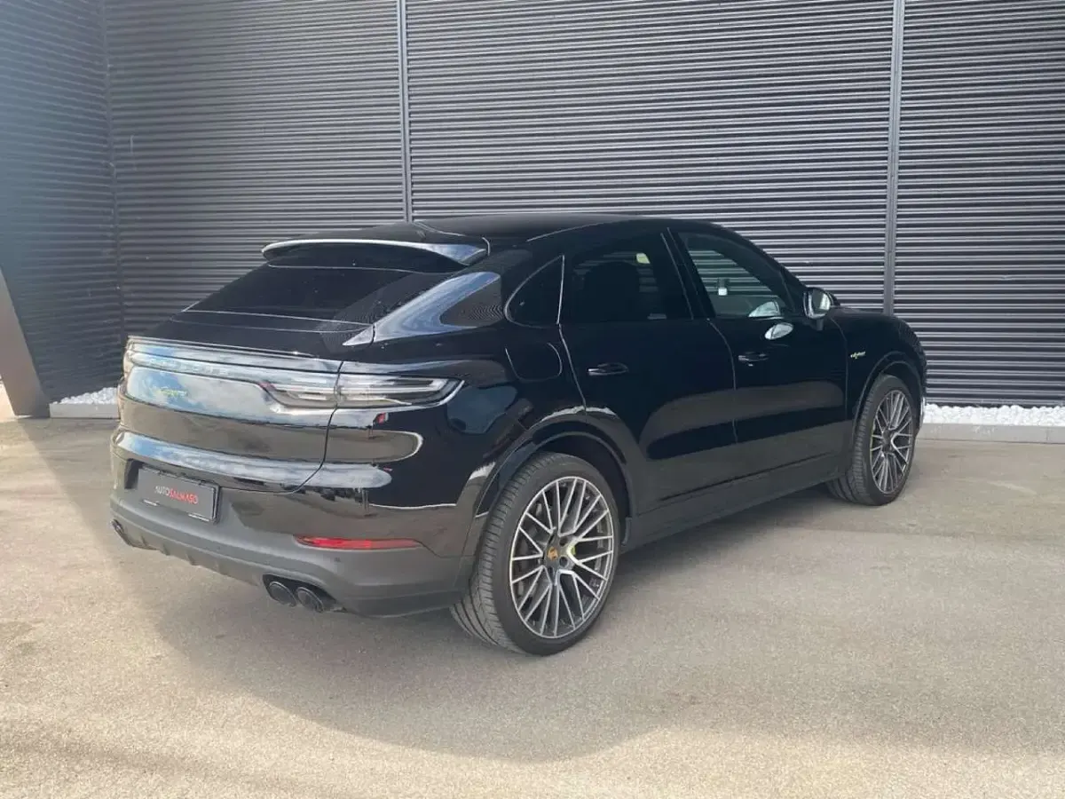 Usata Porsche Cayenne 462 CV (339 kW) 2022 Nero SUV