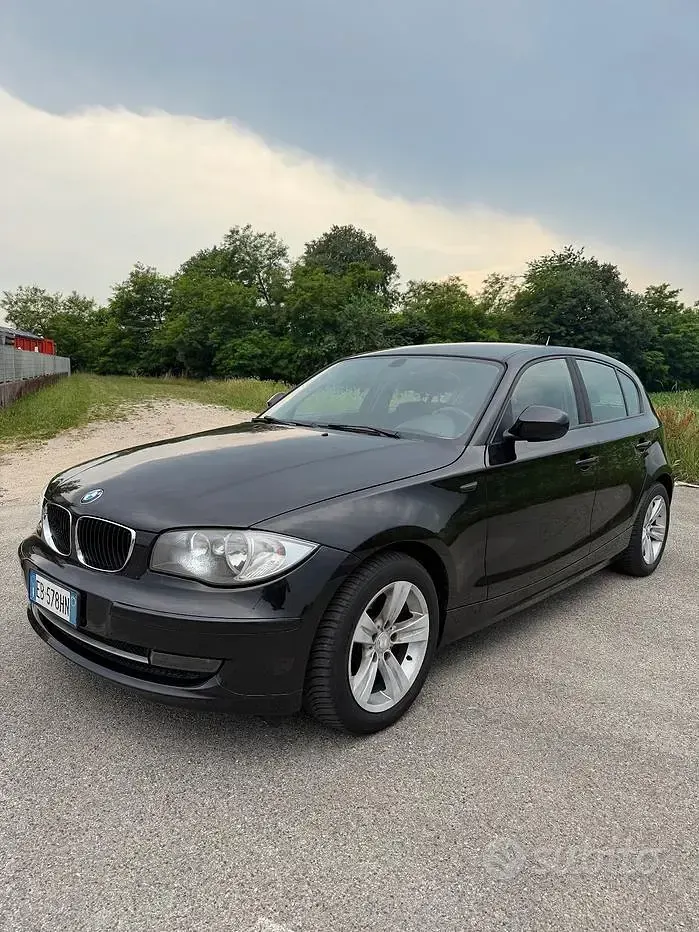 Usata BMW 118 143 CV (105 kW) 2010 Utilitaria