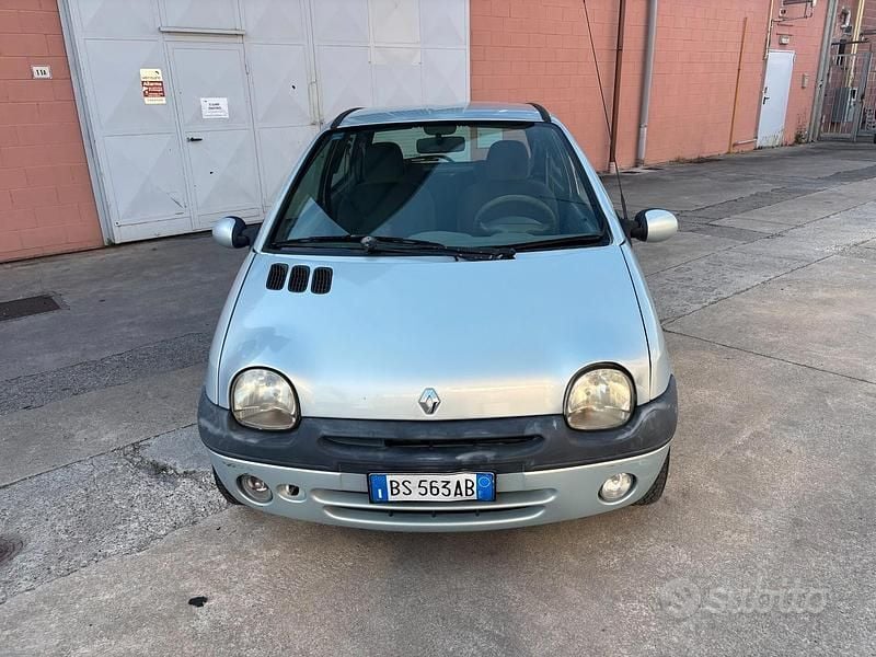 Usata Renault Twingo Authentique 58 CV (42 kW) 2002 Grigio Utilitaria