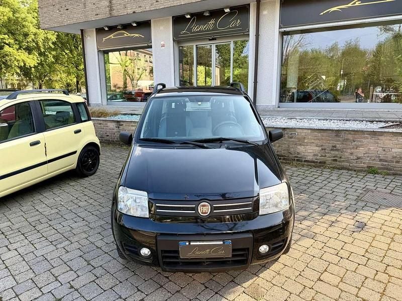 Usata Fiat Panda 4x4 Climbing 60 CV (44 kW) 2009 Nero Utilitaria