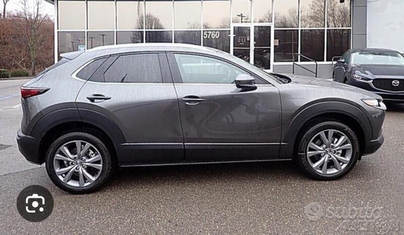 Grigio Usata 2023 Mazda CX-30 SUV | 22.900 € (Cara) - Immagine 1/4