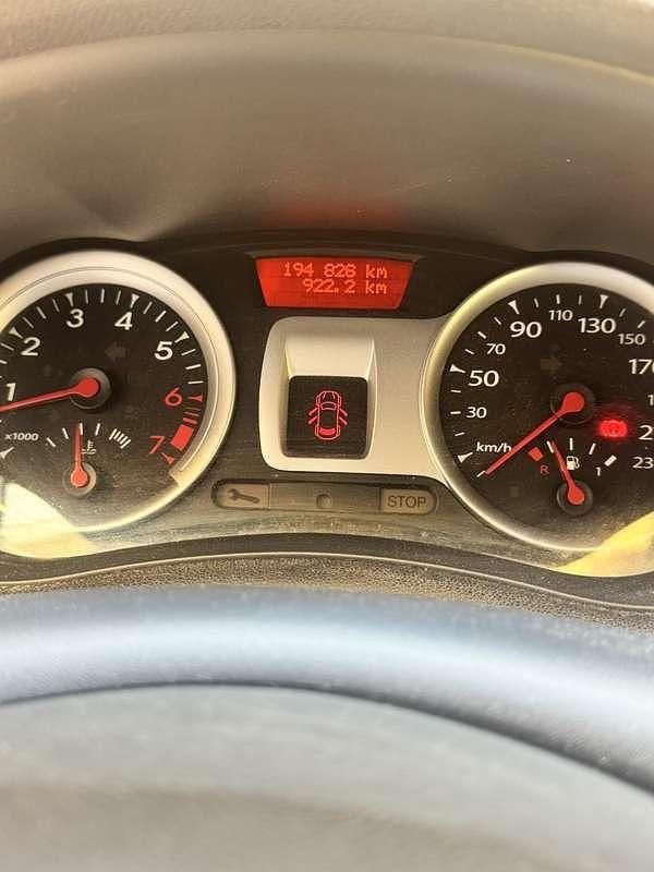 Usata Renault Clio II 75 CV (55 kW) 2010 Berlina