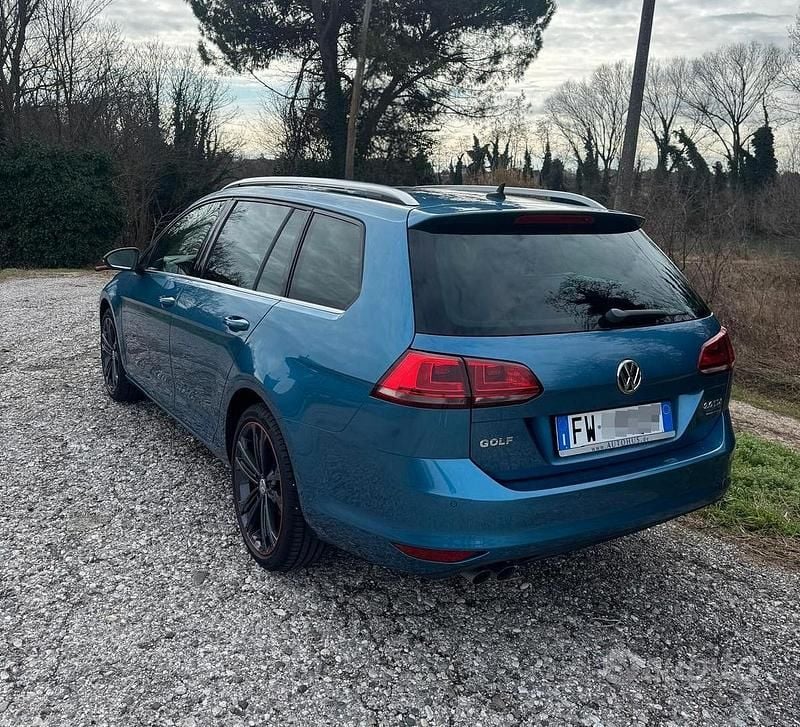 Usata VW Golf VII 150 CV (110 kW) 2015 Blu Station wagon
