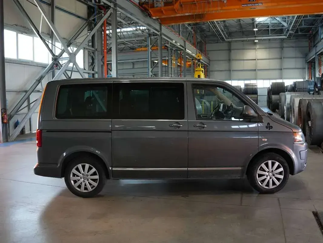 Usata VW T5 Highline 179 CV (131 kW) 2010 Grigio Furgone