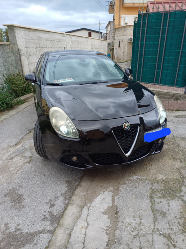 Usato 2011 Alfa Romeo Giulietta 1.4 Benzin 170 CV (6.500 €)