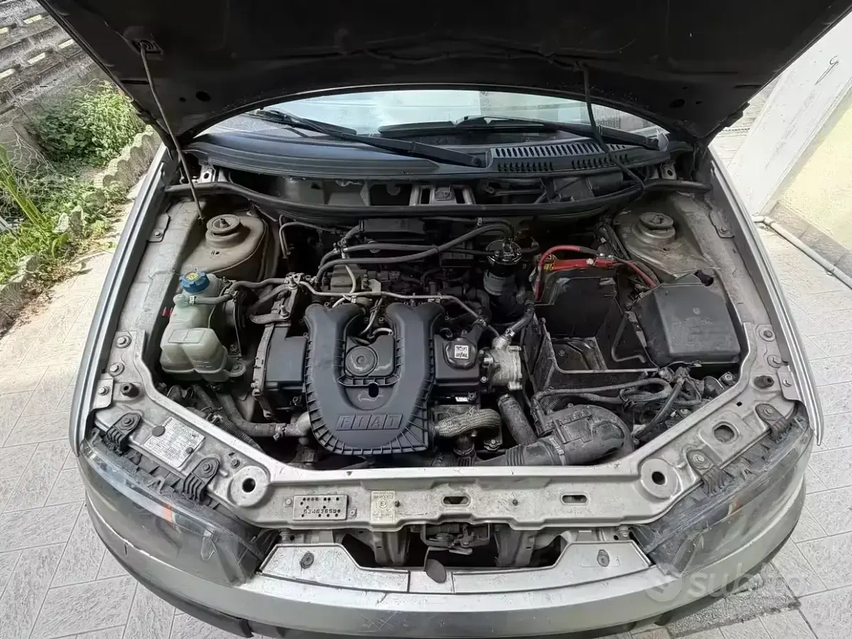 Usata Fiat Punto 60 CV (44 kW) 2001 Grigio Utilitaria