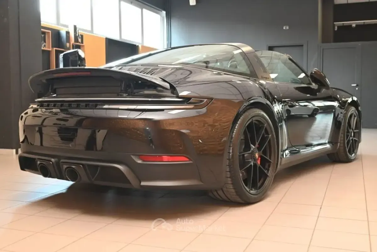 Usata Porsche 911 Chrono 541 CV (397 kW) 2026 Nero Cabrio