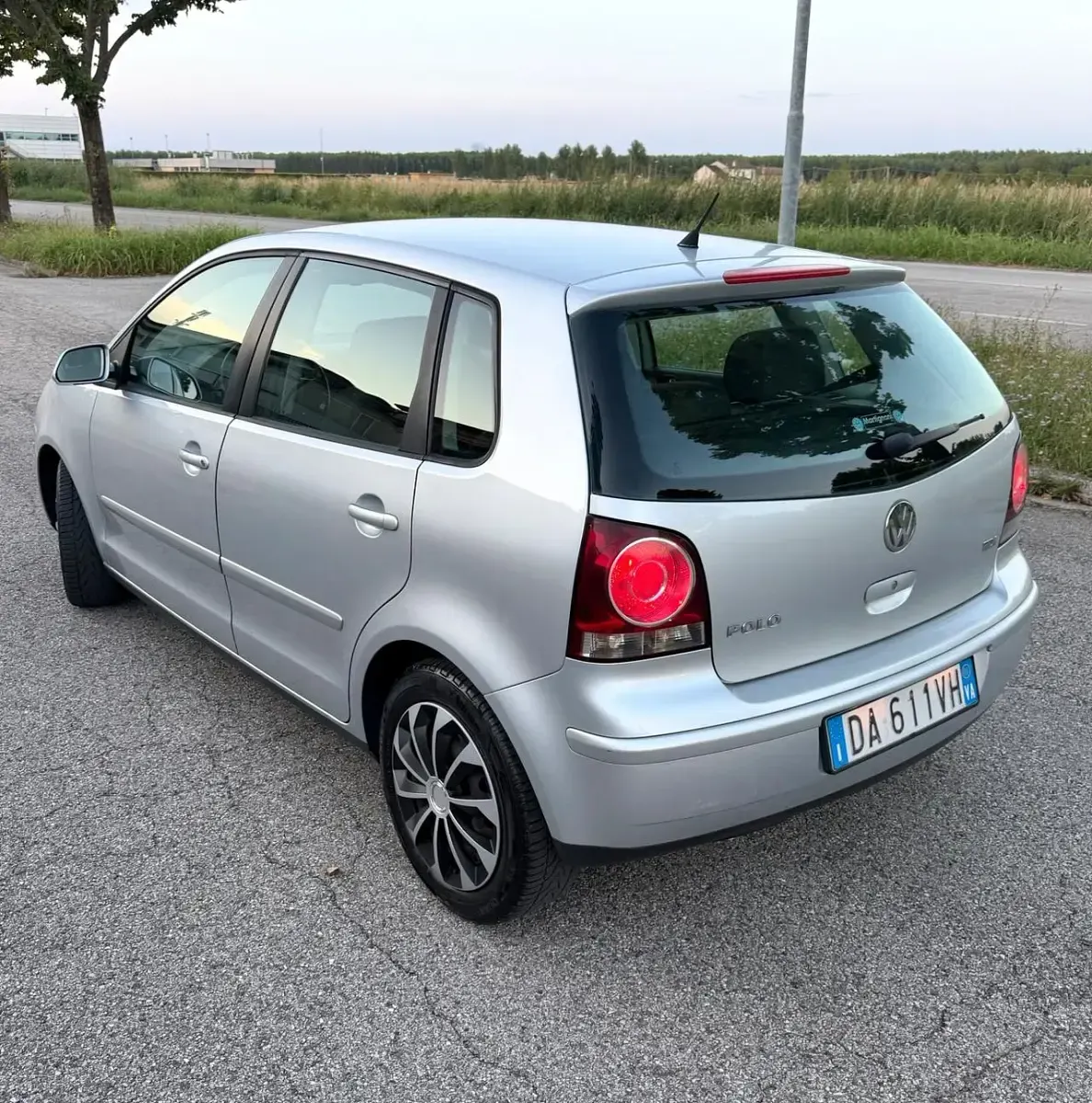 Usata VW Polo Sportline 80 CV (58 kW) 2006 Grigio Utilitaria
