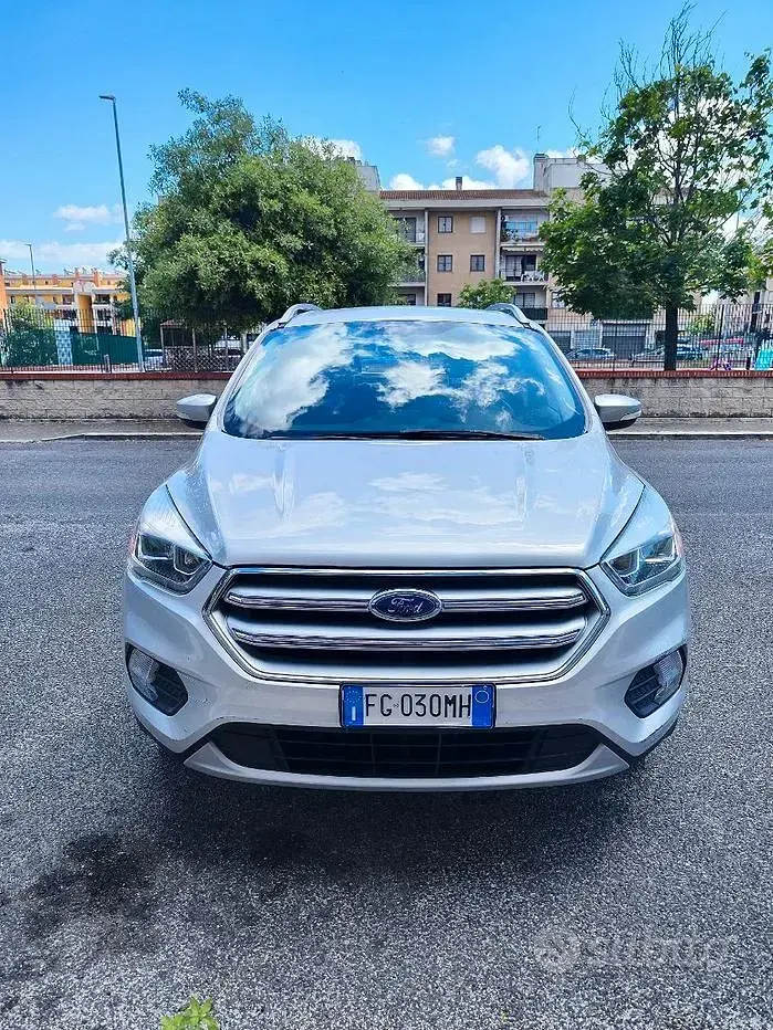 Usata Ford Kuga Titanium S 120 CV (88 kW) 2016 Grigio SUV
