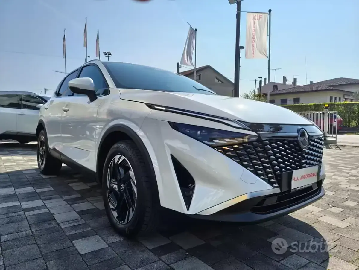Nuova Nissan Qashqai N-Connecta 158 CV (116 kW) 2026 Bianco SUV