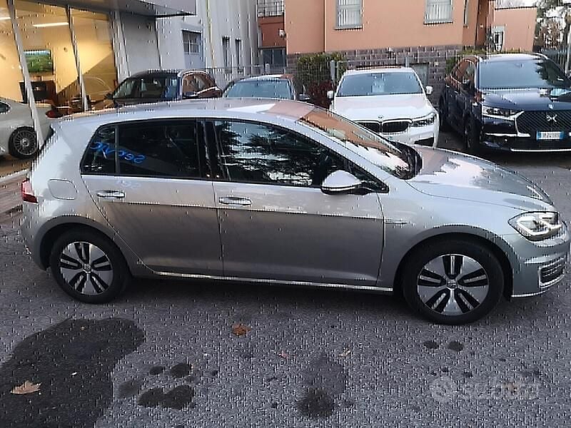 Usata VW e-Golf 100 kW (136 CV) 2020 Grigio Utilitaria