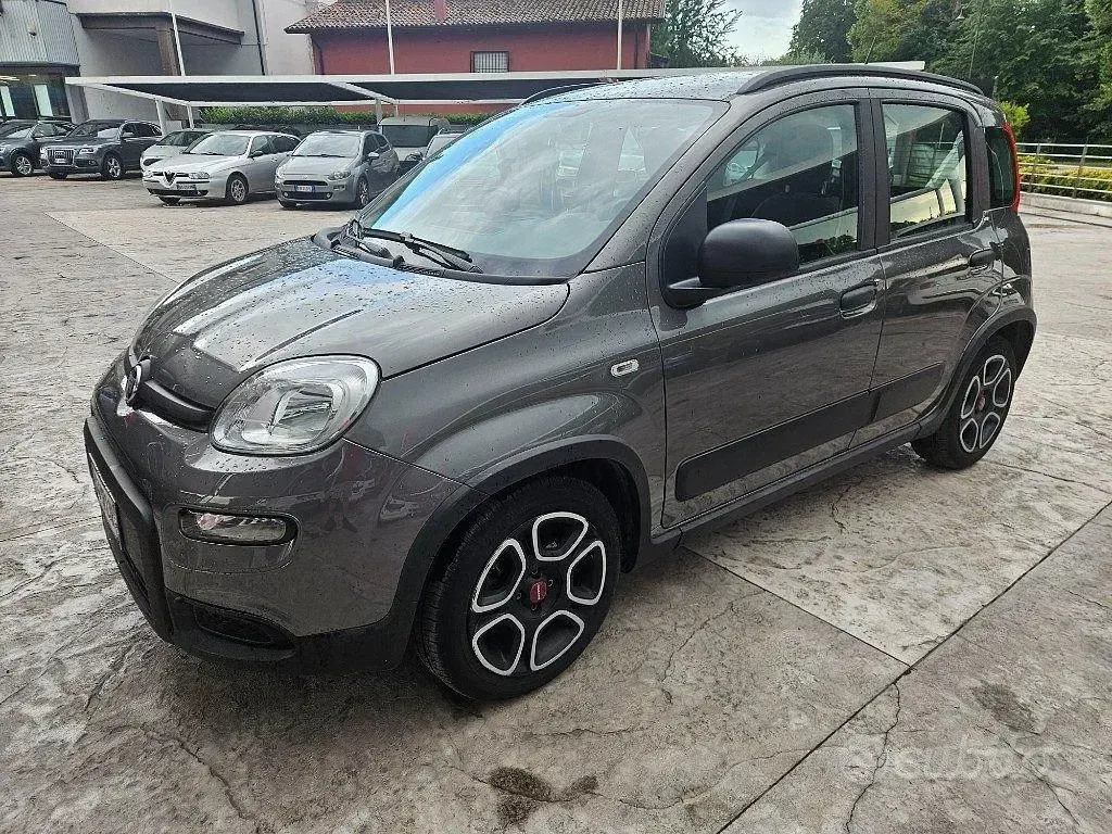 Usata Fiat Panda S 69 CV (50 kW) 2022 Grigio Utilitaria