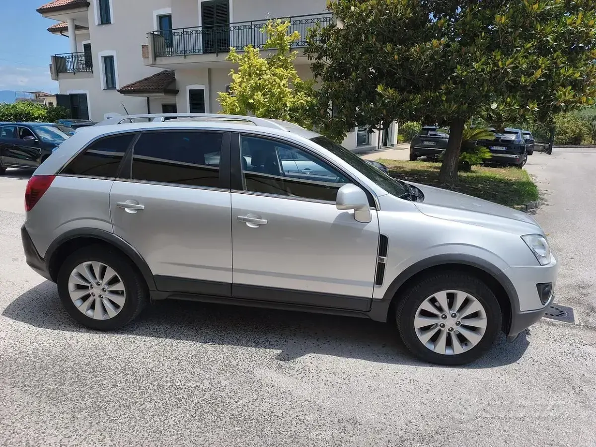Usata Opel Antara 163 CV (119 kW) 2014 Bianco SUV