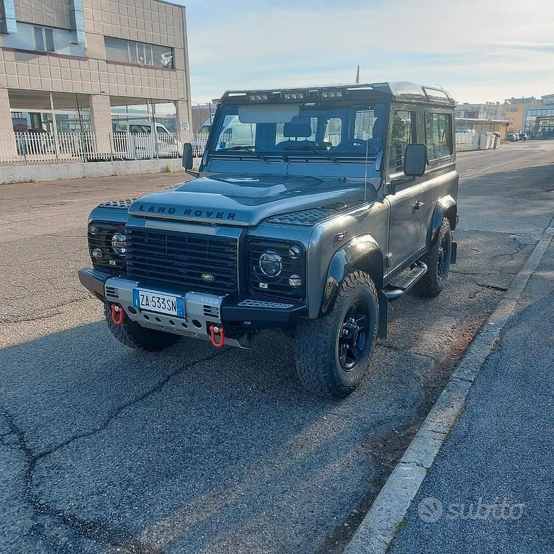 Usata Land Rover Defender 68 CV (50 kW) 2008