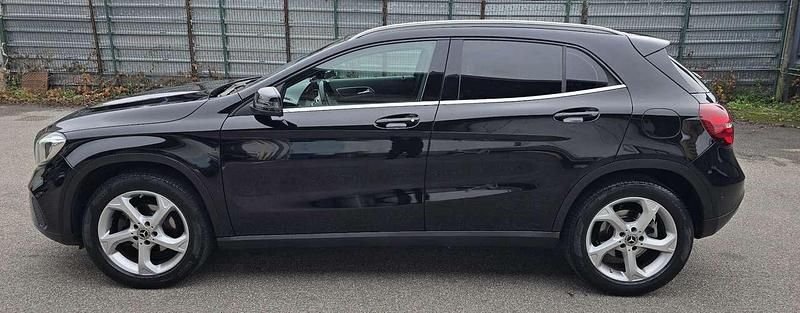 Usata Mercedes GLA200 Premium Plus 136 CV (100 kW) 2019 Nero SUV