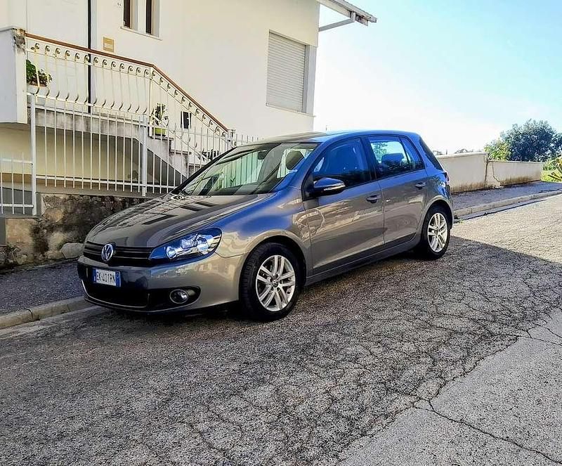 Usata 2011 VW Golf VI Highline Due volumi | 4500 € (Cara) - Immagine 1/4