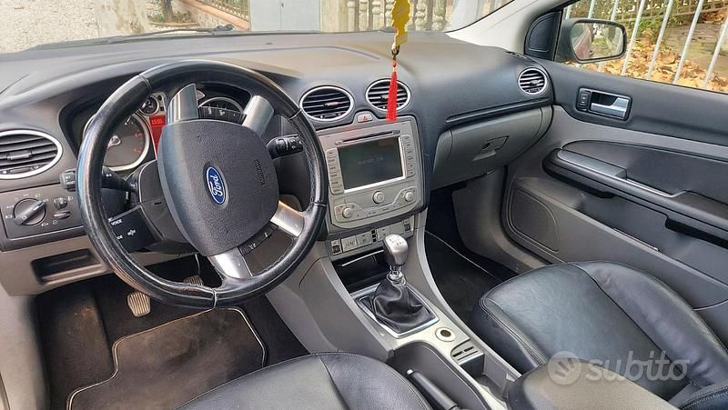 Usata Ford Focus Cabriolet 131 CV (96 kW) 2009 Cabrio