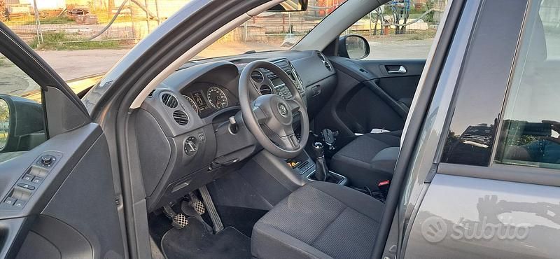 Usata VW Tiguan 110 CV (80 kW) 2014 Grigio SUV