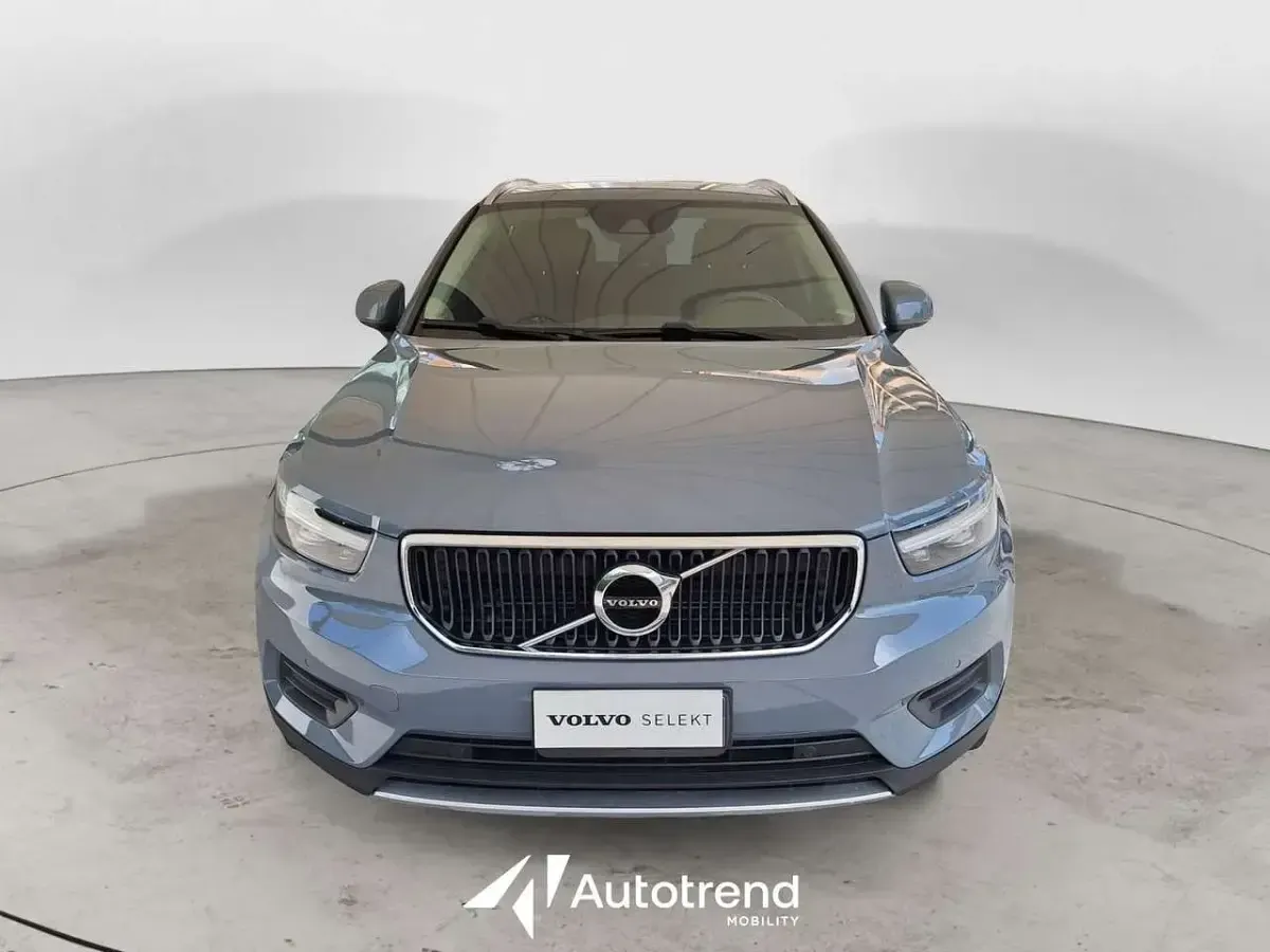 Usata Volvo XC40 Business Edition 261 CV (191 kW) 2020 Grigio SUV