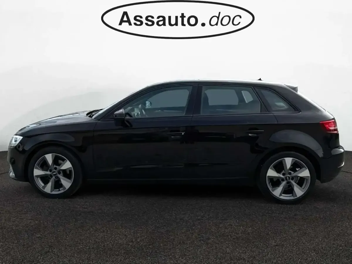 Usata Audi A3 116 CV (85 kW) 2017 Nero Berlina