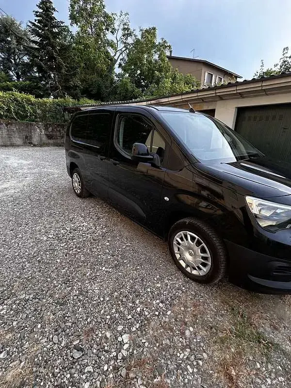 Usata Opel Combo S 101 CV (74 kW) 2019 Monovolume