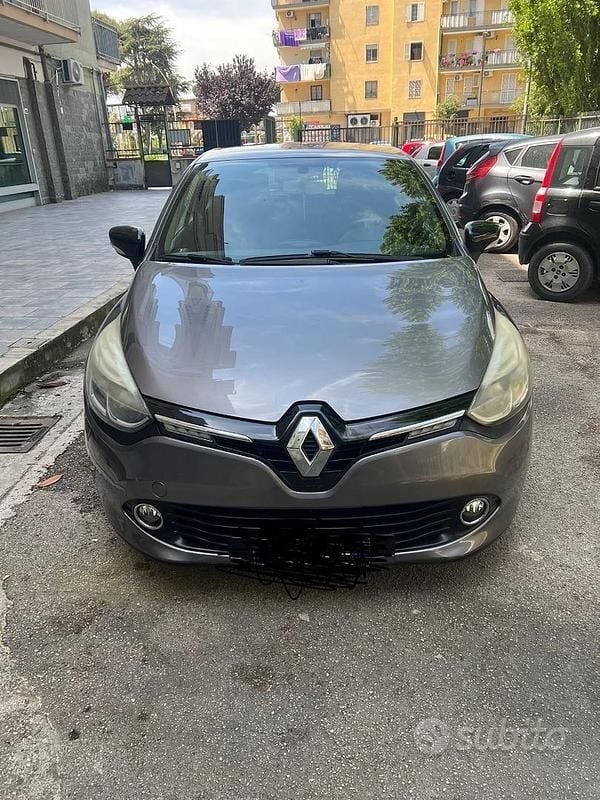 Usata 2013 Renault Clio IV Due volumi | 6000 € (Ottimo prezzo) - Immagine 1/4