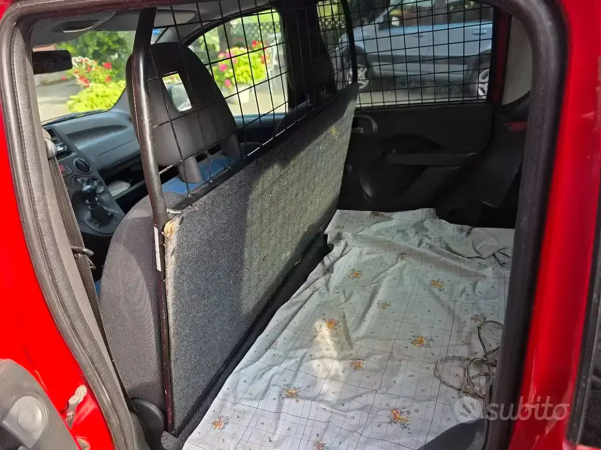 Usata Fiat Panda 69 CV (50 kW) 2011 Rosso Utilitaria