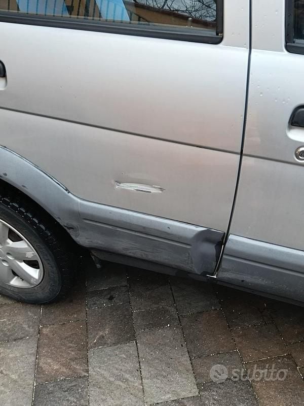 Usata Daihatsu Terios 2003 Grigio SUV