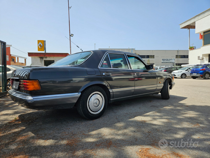 Usato 1990 Mercedes 300 3.0 Benzin 188 CV (12.500 €)