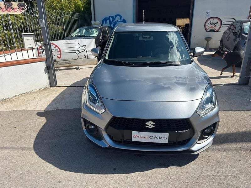 Grigio Usata 2021 Suzuki Swift Sport Due volumi | 19.700 € (Cara) - Immagine 1/4
