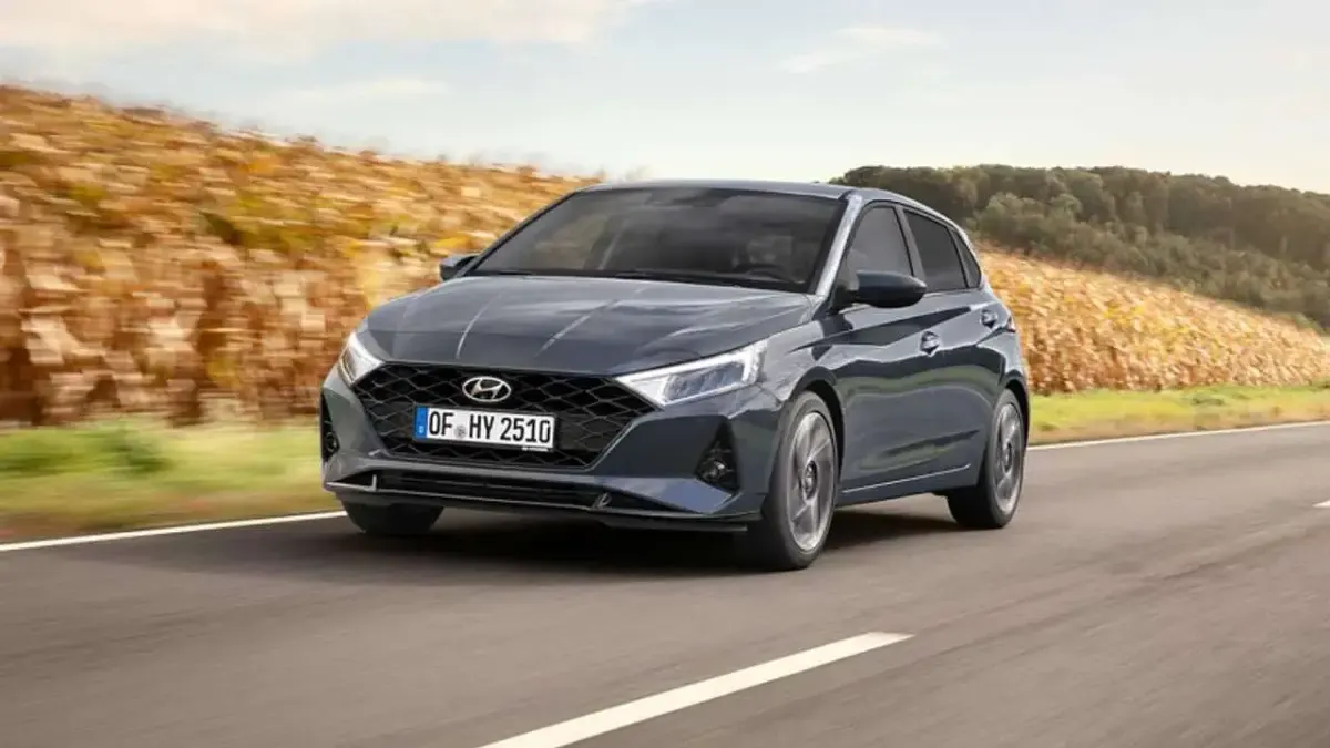 Nuova Hyundai i20 90 CV (66 kW) 2026 Argento Utilitaria