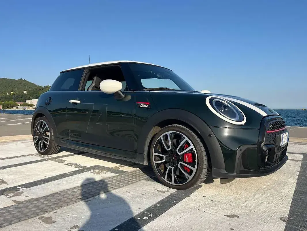Usata Mini John Cooper Works 231 CV (169 kW) 2023 Verde Utilitaria