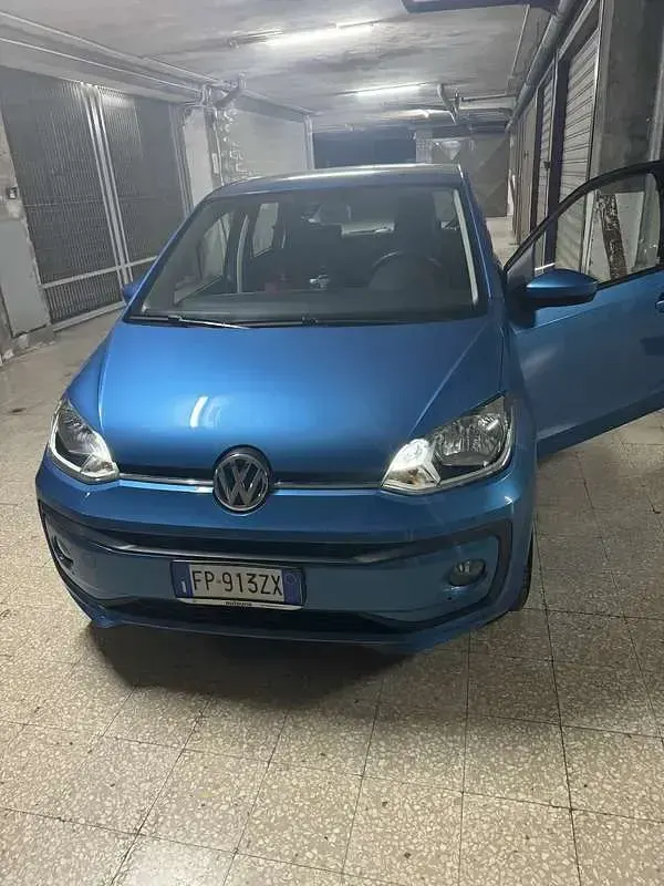 Usata VW up! Move 68 CV (50 kW) 2018 Blu Utilitaria