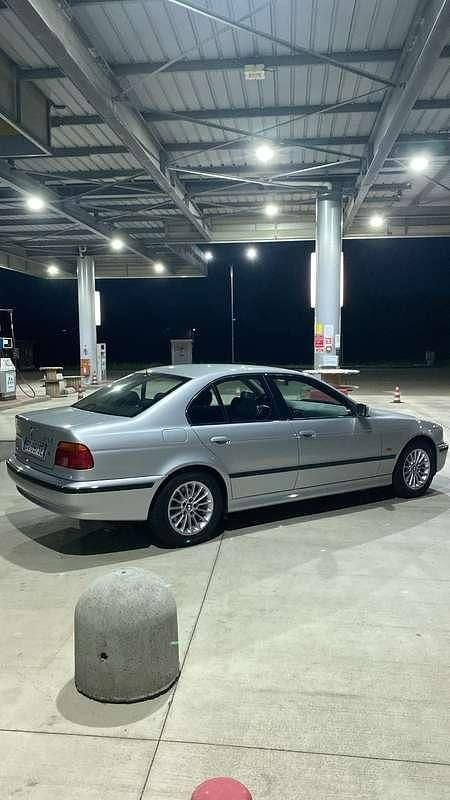 Begagnad BMW 528 Efficient Dynamics 193 HK (141 kW) 2000 Sedan