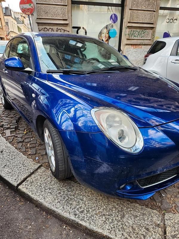 Second-hand Alfa Romeo MiTo 105 CP (77 kW) 2010 Albastru Hatchback