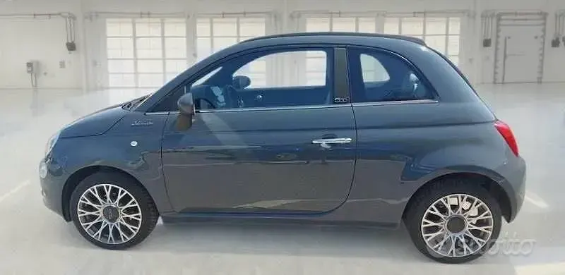 Usata Fiat 500C Dolcevita 70 CV (51 kW) 2022 Grigio Cabrio