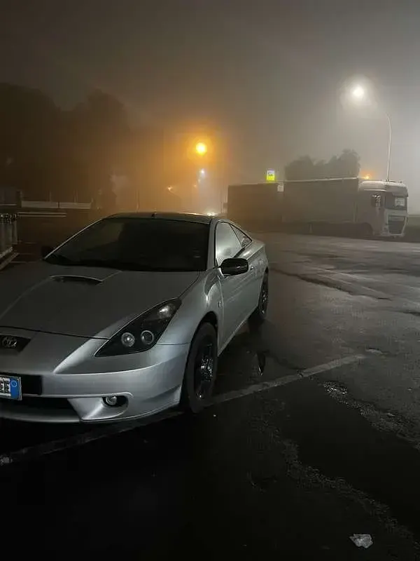 Usata Toyota Celica 143 CV (105 kW) 2001 Coupé