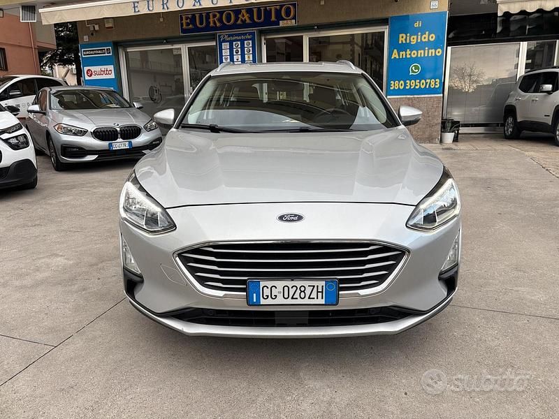Usata Ford Focus 120 CV (88 kW) 2021 Grigio Station wagon