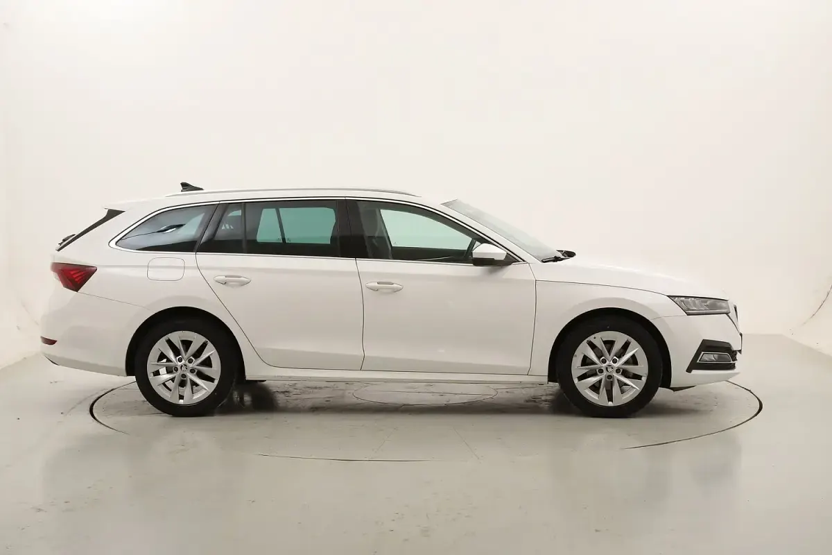 Usata Skoda Octavia Style 150 CV (110 kW) 2023 Station wagon