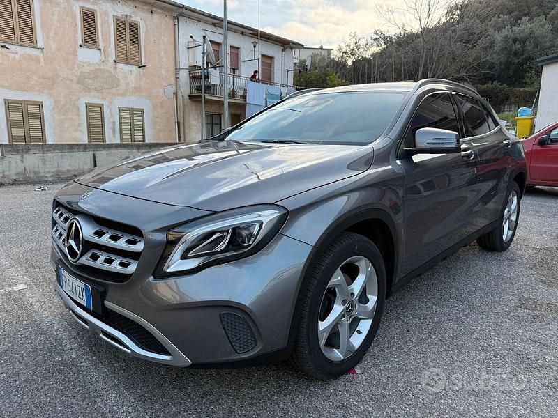Usata Mercedes GLA200 2018 Grigio SUV