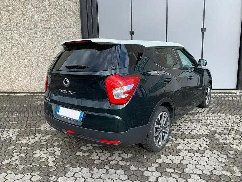Usata SsangYong XLV 116 CV (85 kW) 2019 Verde SUV